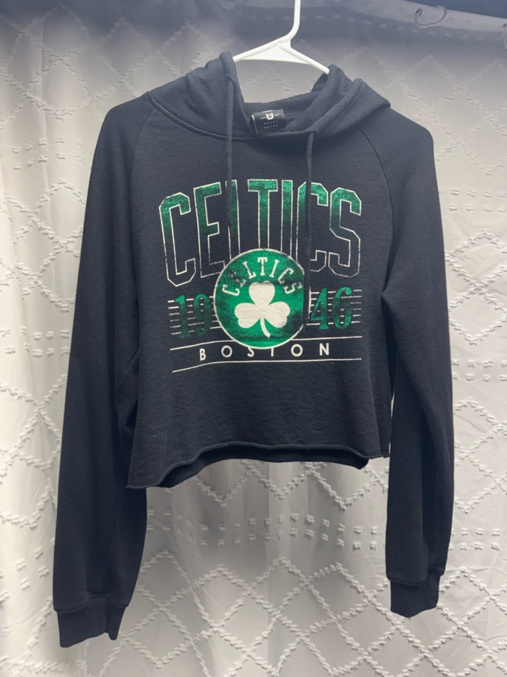 NBA UNK Boston Celtics Black Cropped Hoodie Sweatshirt Size Small